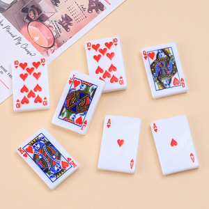 Ciondoli in resina a tema <span class=keywords><strong>cartoni</strong></span> <span class=keywords><strong>animati</strong></span>, design popolare, <span class=keywords><strong>colorati</strong></span>, a forma di carte da gioco, per custodie per telefono, all'ingrosso, simpatici ciondoli fai da te in resina. - Product Image 1