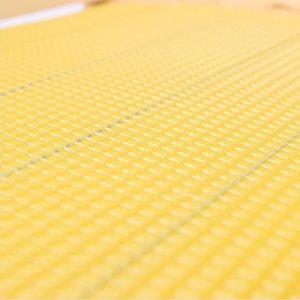 Équipement d'apiculture Cadre de ruche en bois avec fond de teint en cire d'abeille Cadre d'abeille en bois de pin de qualité supérieure - Product Image 3