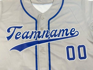 Maillot de baseball court tendance pour femme, personnalisable avec nom, tenue streetwear pour le jour du match, chemise de supporter mode - Product Image 4