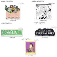 Prix d'usine Broches et badges de revers en émail métallique, personnalisables et créatifs, sur le thème des albums musicaux d'artistes chanteuses, en lot combiné