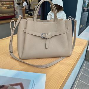 Borse in Pelle con Fodera in Pelle, Produttore di Borse Tote in Pelle Senza Marchio con Pochette, Borsa a Tracolla in Vera Pelle Bovina di Lusso, Vendita all'Ingrosso - Product Image 5