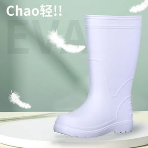 รองเท้าบูทกันน้ำกันลื่นน้ำหนักเบา Eva White Mid Calf สำหรับงานครัว ป้องกันน้ำมันและสิ่งสกปรก เหมาะสำหรับเชฟ - Product Image 1