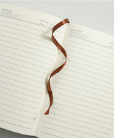 Bloc-notes en cuir A5 à blocs de couleur, logo personnalisé, sangle élastique, ouverture à plat, journal de bureau portable, cadeau promotionnel créatif