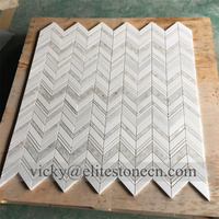 Mosaïque de marbre en chevrons blanc et nacré, style statuario, provenant de Chine