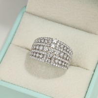 LINNA 1,37 CTW Luxus Breitband Pavé Brillantschliff Moissanit Verlobungsring 925 Sterling Silber Platinbeschichtet 5,4g GRA