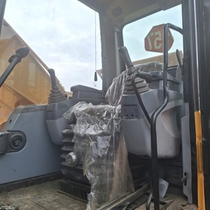 รถขุดมือสอง Cat 320cl สภาพดีเยี่ยม นำเข้าจากญี่ปุ่น น้ำหนัก 20 ตัน ยี่ห้อ Caterpillar 320CL รถขุดไฮดรอลิกขนาดกลาง ขาย - Product Image 5
