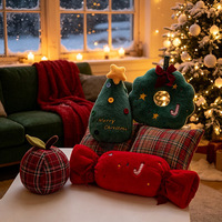 Coussin en peluche sur le thème de Noël, design personnalisé, doux, en forme de sapin ou de couronne de Noël, oreiller de canapé pour les fêtes de Noël, cadeau idéal