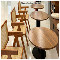 Ensemble table à manger en bois brun rétro et chaises rembourrées - Design pliable moderne et minimaliste pour cafés commerciaux et salons de thé