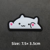 Badge créatif en PVC souple avec motif chat mignon, chat qui tape dans les mains, chat à l'expression amusante (avec fixation)