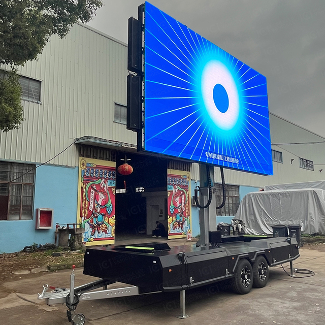 Hot Selling High Brightness P3.91 P4 P5 P6 Outdoor Billboard LED Display Screen Digital Signage Mobile Advertising Trailer