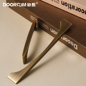 Dooroom bán chạy nhất đồ nội thất hiện đại kéo rắn brass tủ quần áo vàng sang trọng xử lý - Product Image 4