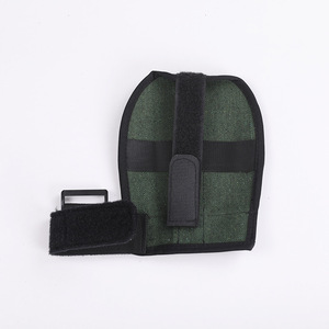 Gants de rééducation en tissu maillé respirant pour le soutien des doigts et la rééducation post-AVC - Product Image 4