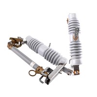 Dispositif de protection de transformateur pour ligne aérienne de distribution d'énergie électrique, fusible de coupure haute tension 15 kV