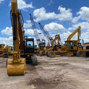 Excavadora de cadenas Caterpillar 320D/320E/320GC de 20 toneladas con cucharón de 1.7m, motor Cummins, modelo 2022 para exportación - Product Image 1