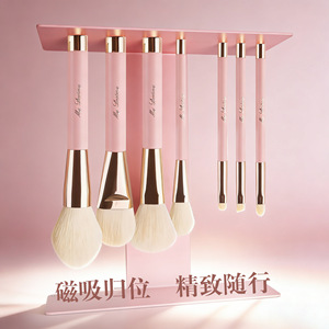 Ensemble de pinceaux de maquillage Cangzhou, 14 pièces, magnétique, rose doré, poils synthétiques, manche en bois, application du fond de teint - Product Image 4