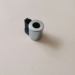 Bobine d'électrovanne Hyundai ZGAW-00008 pour excavatrice 305-9T 385VS - Product Image 4