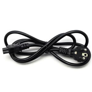Câble d'alimentation CEE7 coudé de 1,5 m, idéal pour connecter des appareils électriques dans des espaces restreints. - Product Image 3