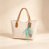 Kit DIY de breloques pour sac en cuir avec strass acryliques, ensemble de pendentifs en forme de crème glacée avec autocollants et stylo à points pour adolescentes, jouet de mode