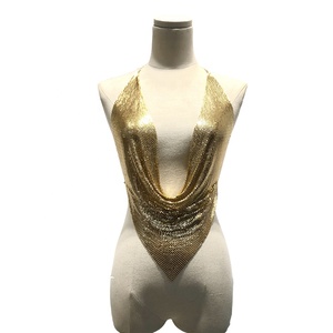 Bijoux fantaisie <span class=keywords><strong>doré</strong></span> Sexy collier rue été cotte de mailles paillettes col en v haut court pour les femmes - Product Image 1