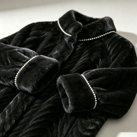 Manteau long en fausse fourrure de vison pour femme, noir, motif chevron, col montant en vison doré, col et poignets perlés à la main, coupe ample, chaud, hiver, luxe, vêtement d'extérieur en fourrure