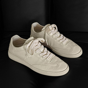 Fashionable casual versatile <b>white</b> sneakers for men soft leather breathable suitable for summer comfortable sneakers - Product Image 1