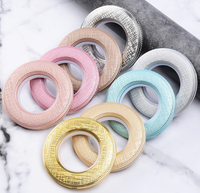 Accessoires de rideaux pour fabricants : Œillets en plastique tendance et anneaux de rideaux