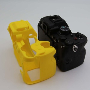Étui pour appareil photo YEAH pour <span class=keywords><strong>Sony</strong></span> A7MIV/A7M4 - Housse de protection en silicone pour appareil photo reflex numérique, cage détachable, antichoc, anti-poussière - Product Image 4