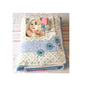 Set di 6 Pezzi in Velluto Diamantato per Neonati, Set Regalo di Abbigliamento Morbido e Peluche per Neonati, Set Premium di 6 Pezzi - Product Image 1