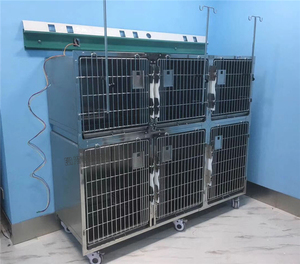Sistema de Jaulas Modulares EURVET de 4 Espacios, Incluye Rejilla de Piso, Bandeja y Ruedas para Alojamiento y Hospitalización de Animales - Product Image 2