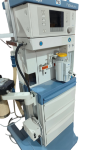 Appareil d'anesthésie Drager <span class=keywords><strong>Fabius</strong></span> Plus Animal Double Can d'occasion, poste d'anesthésie, branchement électrique - Product Image 2