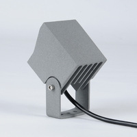 Petit projecteur carré Rubik's Cube IP65 LED étanche extérieur étanche à la pluie arbre projecteur prise de terre pour l'éclairage paysager