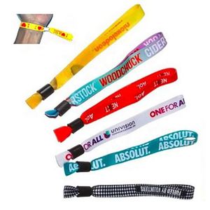 Bracelet en tissu polyester personnalisé avec logo imprimé par sublimation pour événements, fêtes, festivals, bracelet promotionnel avec fermeture - Product Image 2
