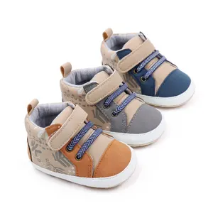 Sapatos de bebê com sola de algodão para bebês de 0 a 1 ano com design de moda 2024
