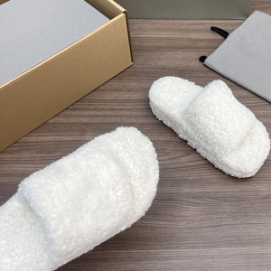 2026 Trending Famous Designers Women Platform Slippers Furry <b>Slide</b> with Embroidery Top Quality Warm Shoes - Product Image 3