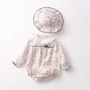 Conjunto de Dos Piezas para Bebés Niñas, Mono de Manga Larga con Estampado Floral y Gorro, Traje de Primavera/Otoño para Niñas Pequeñas - Product Image 1