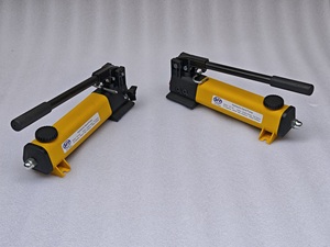 High-Quality Hydraulic <b>Manual</b> <b>Pump</b> Kit for Hydraulic Tools vp-142 Including hydraulic hose and pressure gauge equals enerpac - Product Image 5