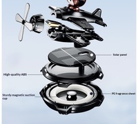 Diffuseur de parfum solaire pour voiture, design avion pilote et casque d'ours mignon, accessoires auto transfrontaliers