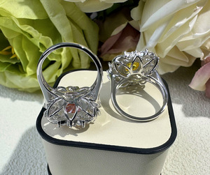 <span class=keywords><strong>Prix</strong></span> d'usine en gros, grande <span class=keywords><strong>bague</strong></span> en argent sterling 925 avec pierre principale en zircone cubique de taille radiant de 8x8 mm, qualité 8A - Product Image 6