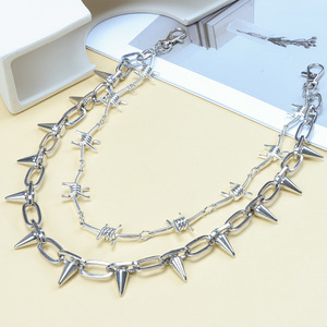 โซ่คาดเอวโลหะสองชั้นสไตล์พังก์พร้อมดีไซน์หมุดแหลมสำหรับสวมใส่ลำลองแนวสตรีท - Product Image 3