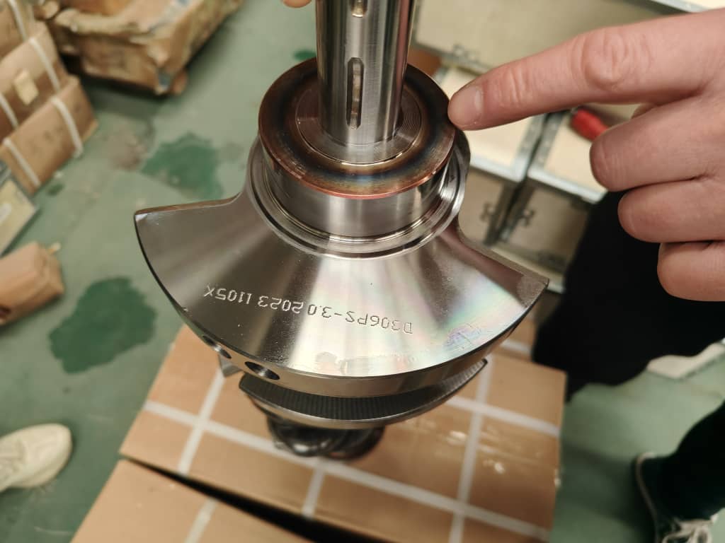 最終値下げ！　FINN ROVER LAAVU M-28 Crankshaft For Jaguar Land Rover LR4 Range Rover Velar/Sport