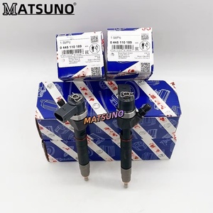Inyector Common Rail 0445110189 0445110190 A6110701687 para Mercedes Sprinter 308 311 313 <span class=keywords><strong>411</strong></span> 413 CDI OM611 - Product Image 1