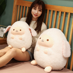 ตุ๊กตาแกะสีขาวน่ารัก ของเล่นตุ๊กตาผ้ากำมะหยี่ หมอนนุ่ม ตุ๊กตาแกะกลม ตุ๊กตาเด็ก ของขวัญวันเกิดสำหรับเด็กผู้หญิง - Product Image 1