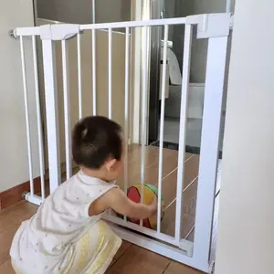 Rumah bingkai logam pemicu ganda Playpen anak-anak tanpa pukulan pagar keselamatan bayi gratis membangun gerbang pintu hewan peliharaan anak-anak