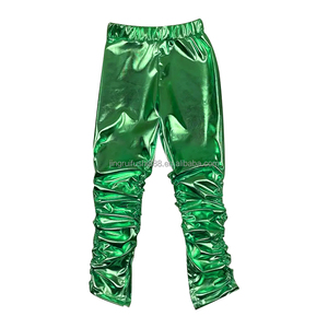Pantalons empilés en <span class=keywords><strong>cuir</strong></span> synthétique de couleur personnalisée joggeurs pour bébés filles leggings pour enfants pantalons froissés colorés de printemps et d'automne - Product Image 4