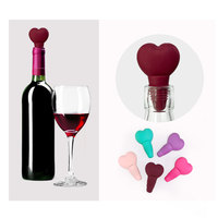 Nouvel arrivage de bouchons décoratifs multicolores sans BPA pour boissons à la bière Bouchon verseur de bouteille d'huile en forme de coeur Bouchon compte-gouttes en liège pour vin
