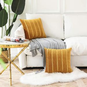 Vente <span class=keywords><strong>en</strong></span> gros de taie d'oreiller ondulée avec bandes de <span class=keywords><strong>cuir</strong></span>, housse de coussin <span class=keywords><strong>en</strong></span> velours <span class=keywords><strong>pour</strong></span> <span class=keywords><strong>canapé</strong></span>, salon, décoration 18*18 pouces - Product Image 4