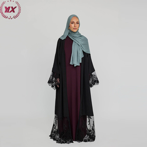 2025 haut de gamme élégant ouvert devant <span class=keywords><strong>Abaya</strong></span> robe pour les femmes musulmanes noir fleur broderie dentelle décontracté <span class=keywords><strong>pas</strong></span> <span class=keywords><strong>cher</strong></span> disponible <span class=keywords><strong>grande</strong></span> <span class=keywords><strong>taille</strong></span> - Product Image 2