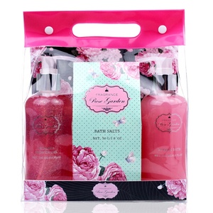 <span class=keywords><strong>Coffret</strong></span> <span class=keywords><strong>Cadeau</strong></span> Saint-Valentin <span class=keywords><strong>Femme</strong></span> 5 Pièces Rose Spa <span class=keywords><strong>Corps</strong></span> Hydratant Bain Parfum Rose Gel Douche - Product Image 4
