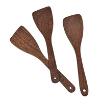 Natuurlijke houten spatel voor koken in antiaanbakpannen, herbruikbaar keukengerei voor roerbakken, omdraaien, serveren, thuisgebruik.