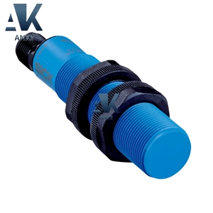 เซ็นเซอร์วัดระยะแบบคาปาซิทีฟ Sick 6058145 CM18-08BPP-EC1 รุ่นซีเอ็มซี ซีรีส์ - Product Image 1